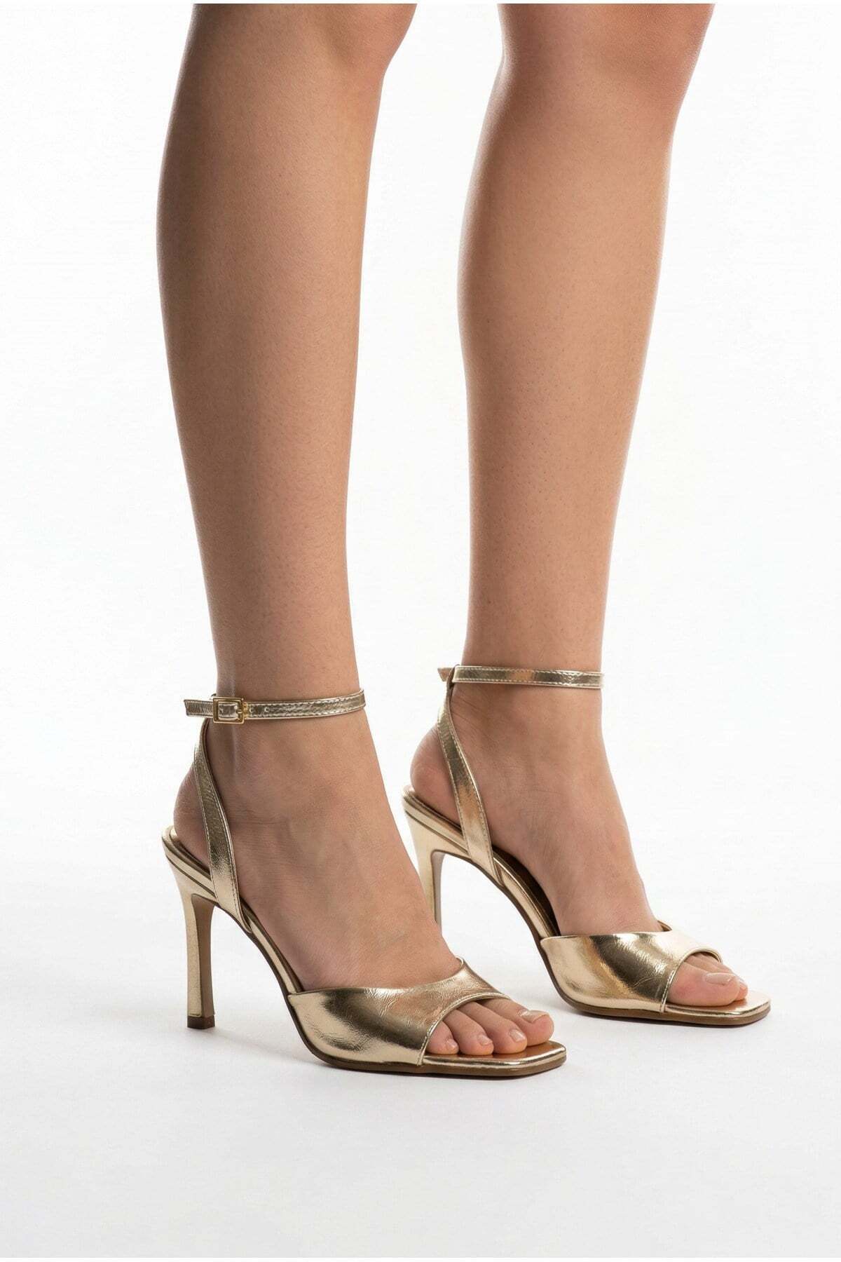 Kadın Gümüş Bilekten Bağlamalı Küt Burun İnce Topuklu Stiletto Abiye Ayakkabı - Görsel 10