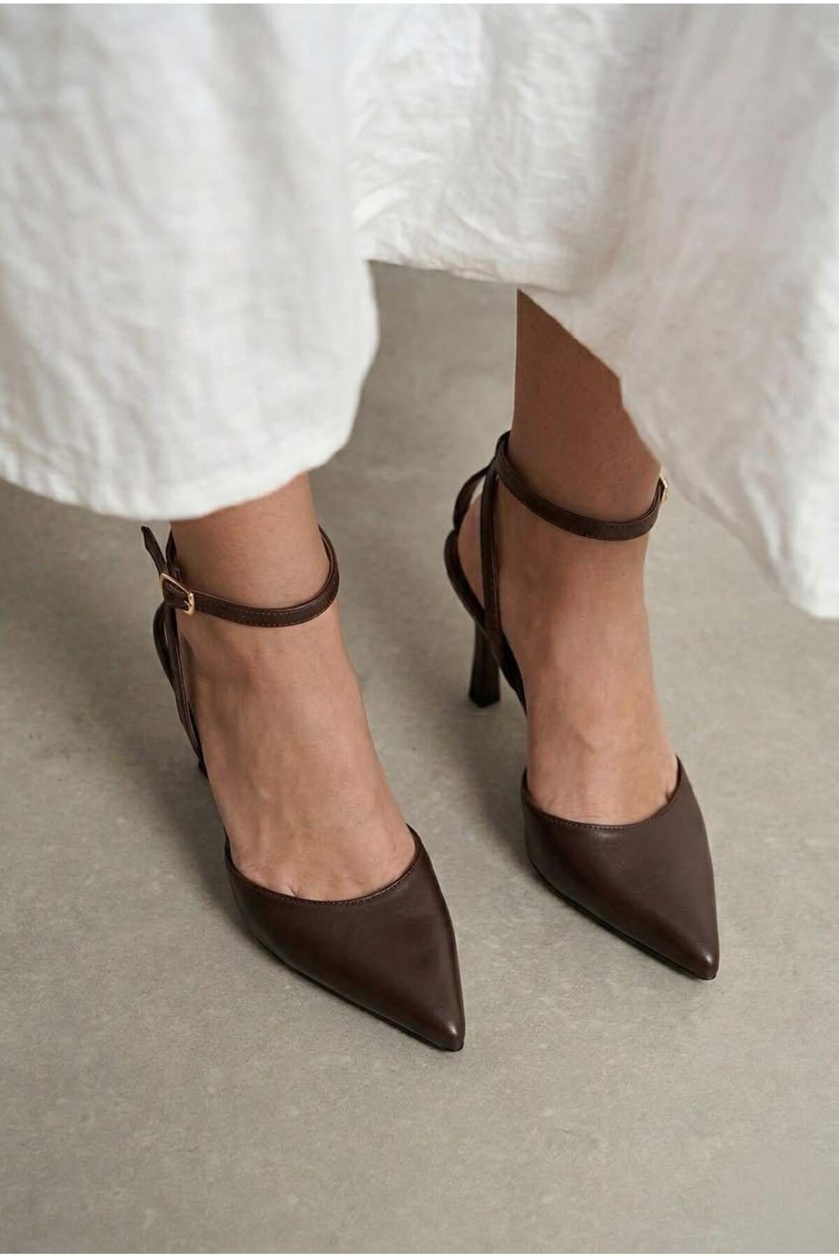 Kadın Bej Bilekten Bağlamalı Sivri Burun Topuklu Ayakkabı Klasik Topuklu Stiletto TT001 - Görsel 18