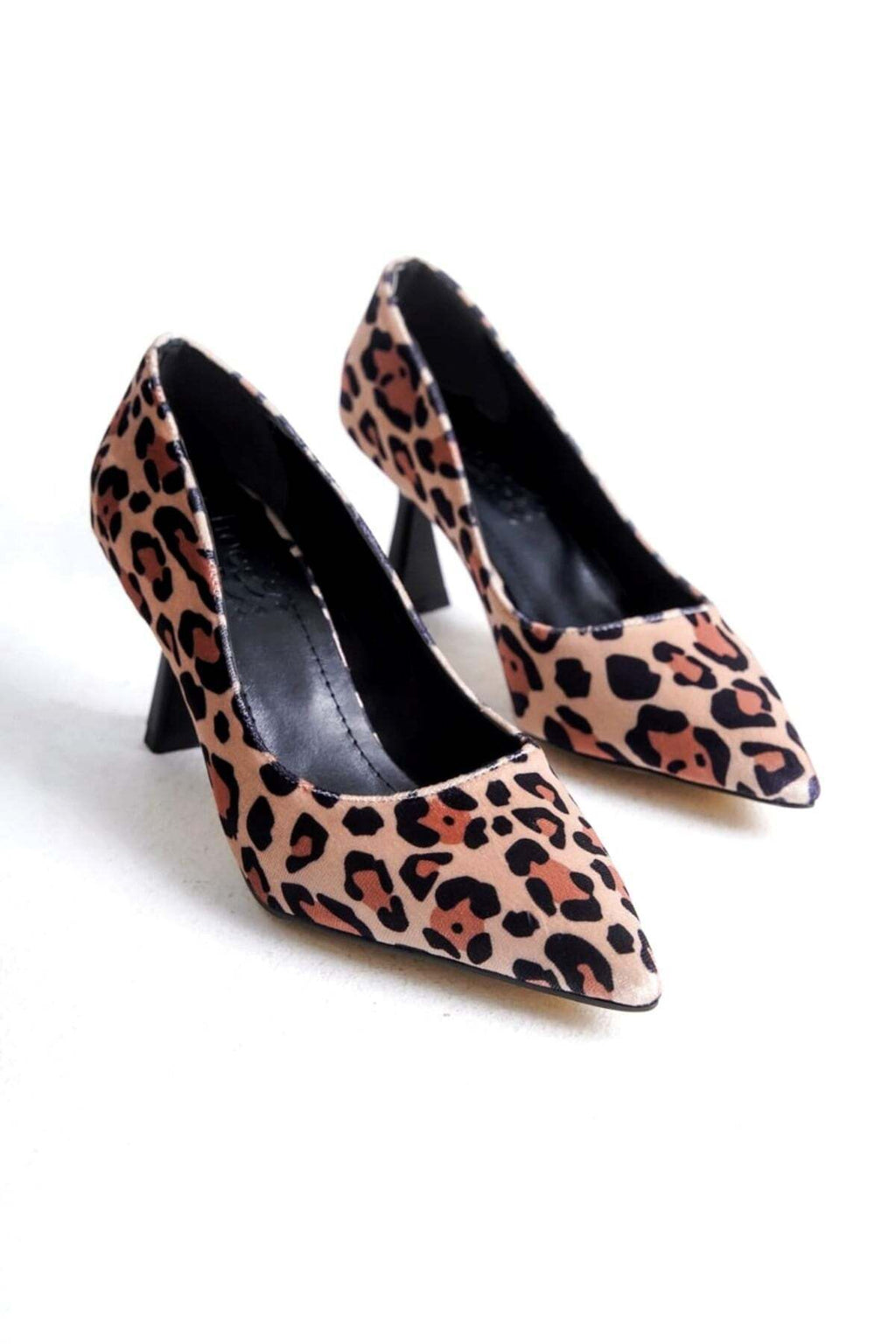 Kadın Stiletto  Leopar Desenli  Topuklu Ayakkabı - Görsel 3