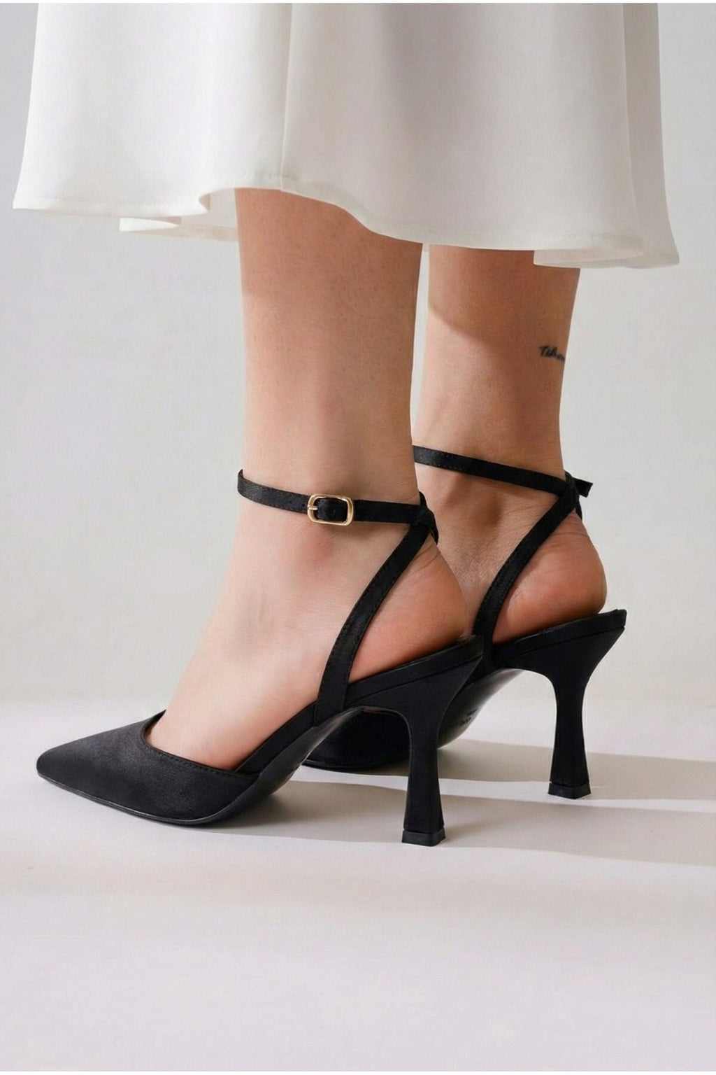 Kadın Kahverengi Saten Bilekten Bağlamalı Sivri Burun Stiletto Topuklu Ayakkabı Bilekten Bağlamalı S - Görsel 9