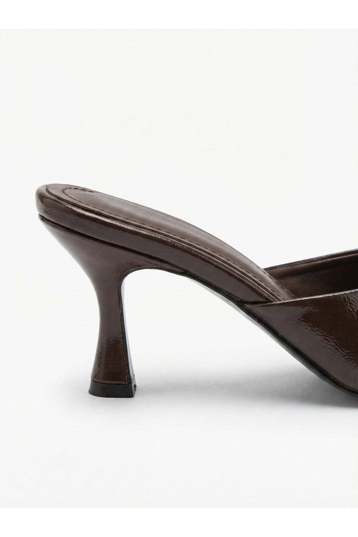 Kadın Rugan Sivri Burun Tek Bantlı İnce Topuklu Stiletto Terlik Abiye Ayakkabı - Görsel 21