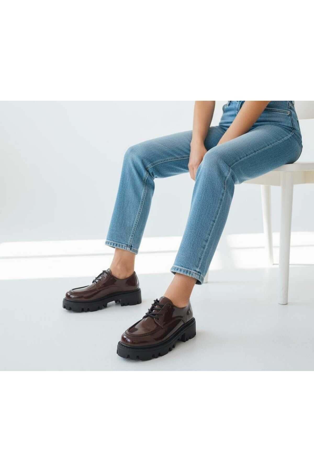 Kadın Rugan Bağcıklı Loafer Günlük Rahat Ayakkabı - Görsel 21
