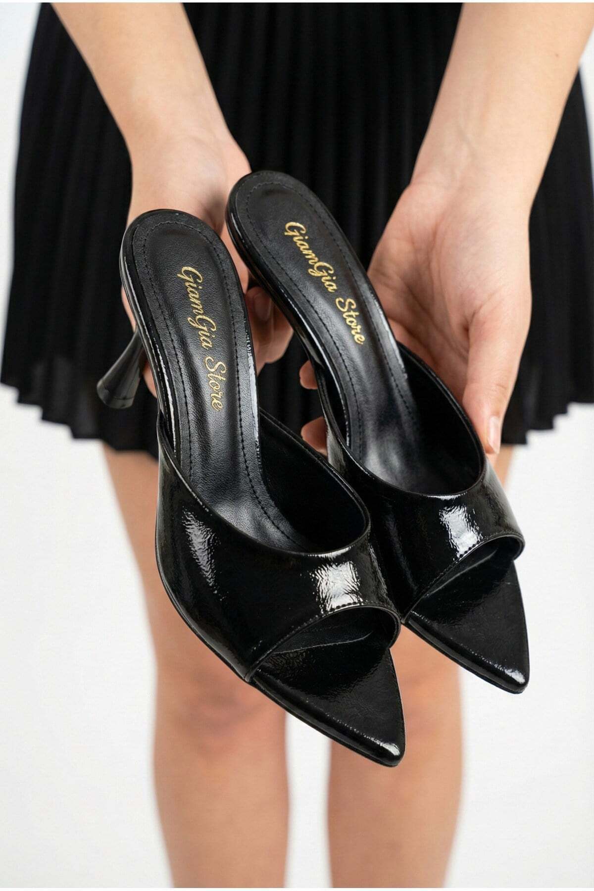 Kadın Rugan Sivri Burun Tek Bantlı İnce Topuklu Stiletto Terlik Abiye Ayakkabı - Görsel 14